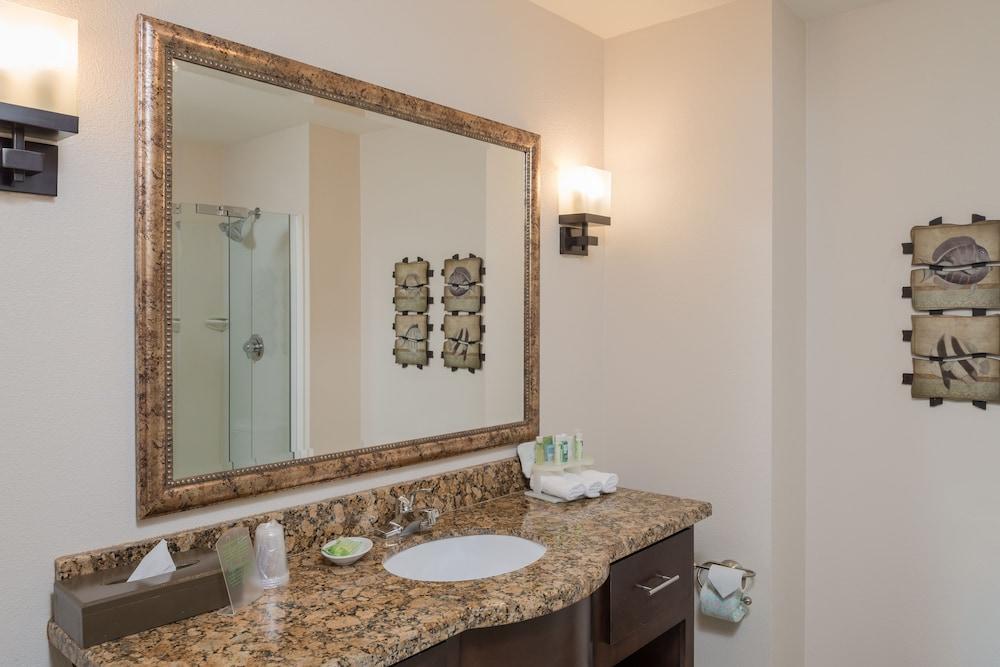 Hotel Express & Arcata/eureka-airport Area By Ihg