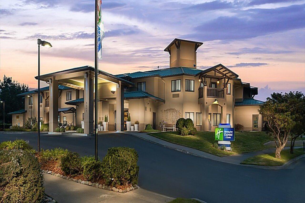 Express & Arcata/eureka-airport Area By Ihg Hotel 3*