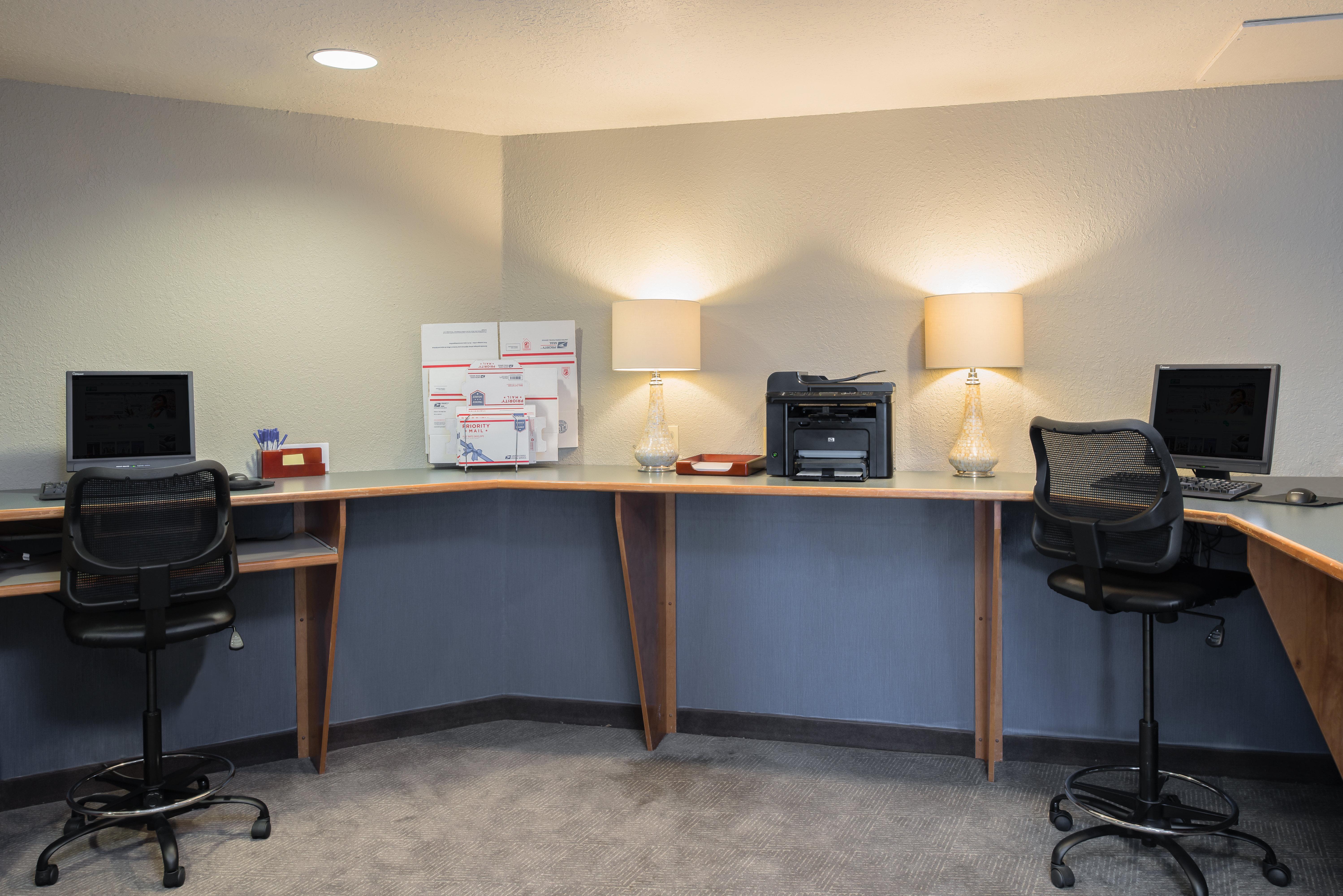 Express & Arcata/eureka-airport Area By Ihg Hotel 3*