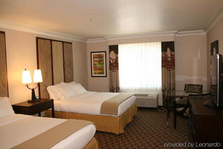 Express & Arcata/eureka-airport Area By Ihg 3*