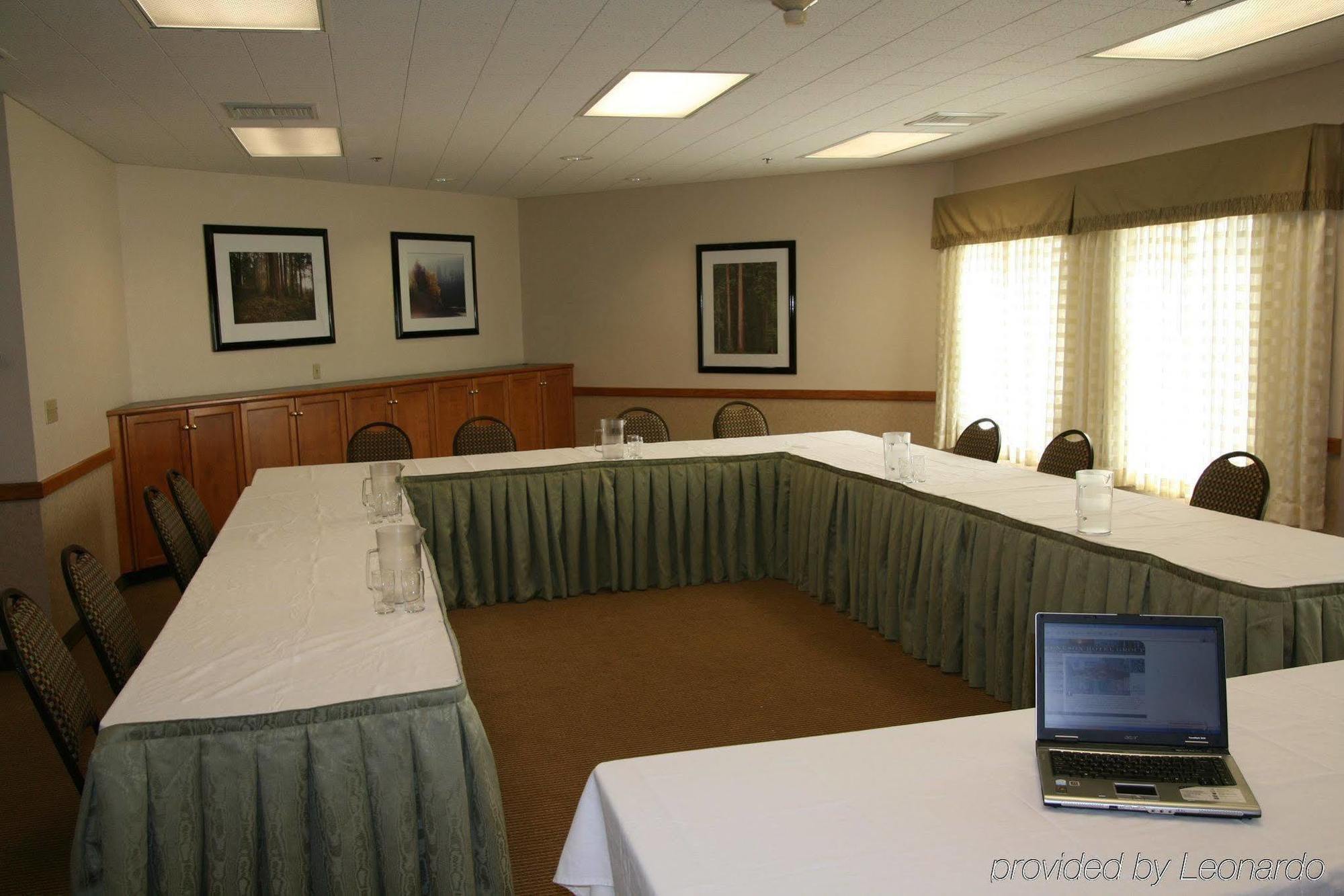 Hotel Express & Arcata/eureka-airport Area By Ihg 3*